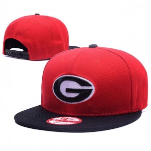 Average Florida Gators Red Snapback 9FIFTY Adjustable Hat 